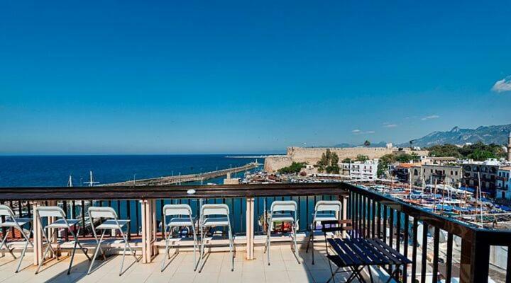 Kyrenia British Harbour Hotel Exterior foto